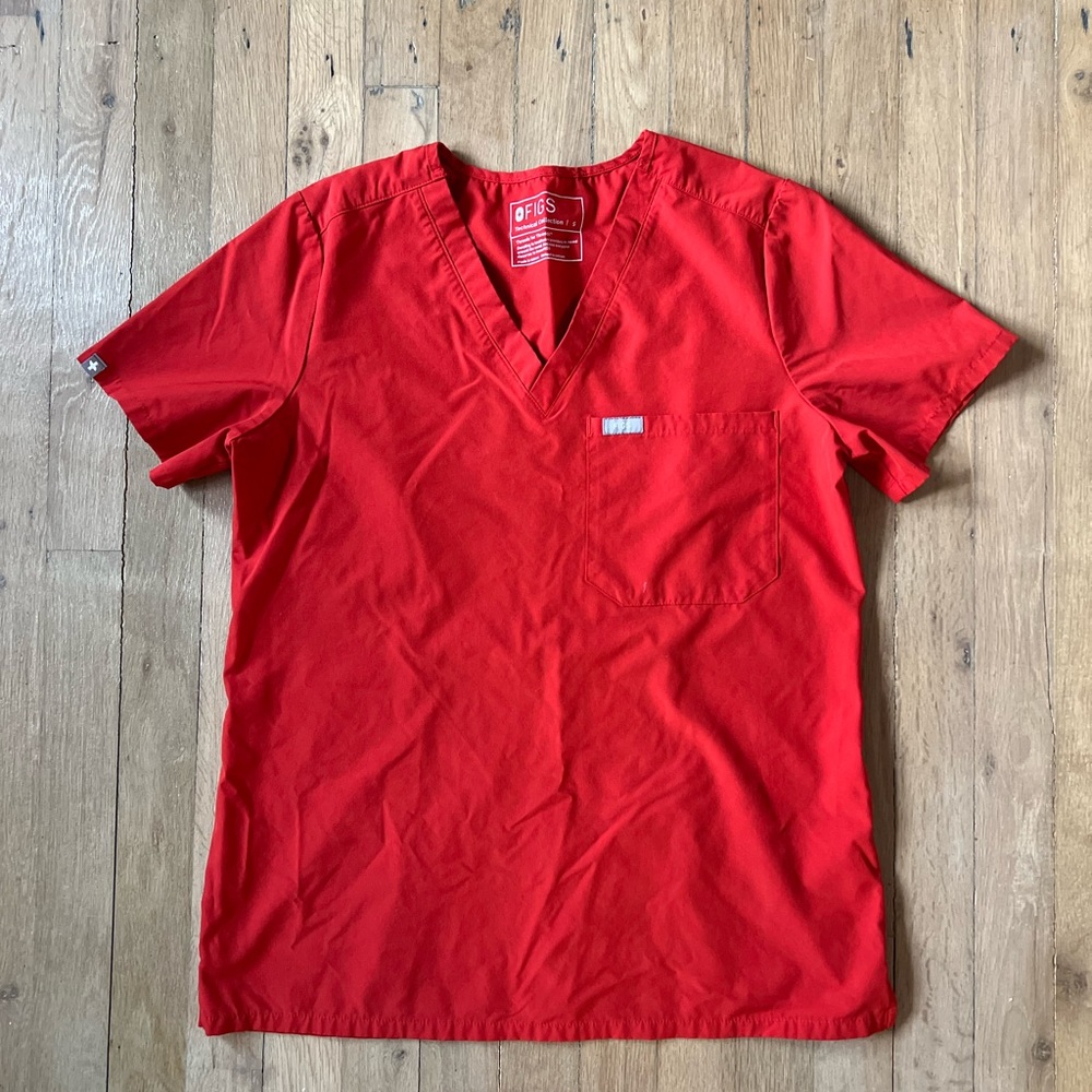 Awesome Red FIGS FIONLITE Catarina One Pocket Scrub Top Small Limited Edition